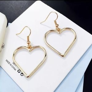 Gold Hollow Heart Drop Earrings Set